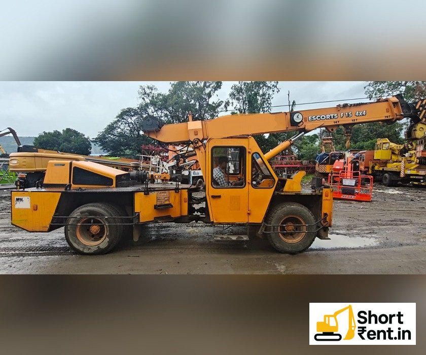 Franna Crane F15-4wd for rent in Bopal, AHMADABAD - 380058