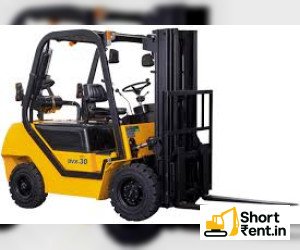 3 Ton Class Diesel Forklift for rent in Vasna  Chacharvadi, AHMADABAD - 382213